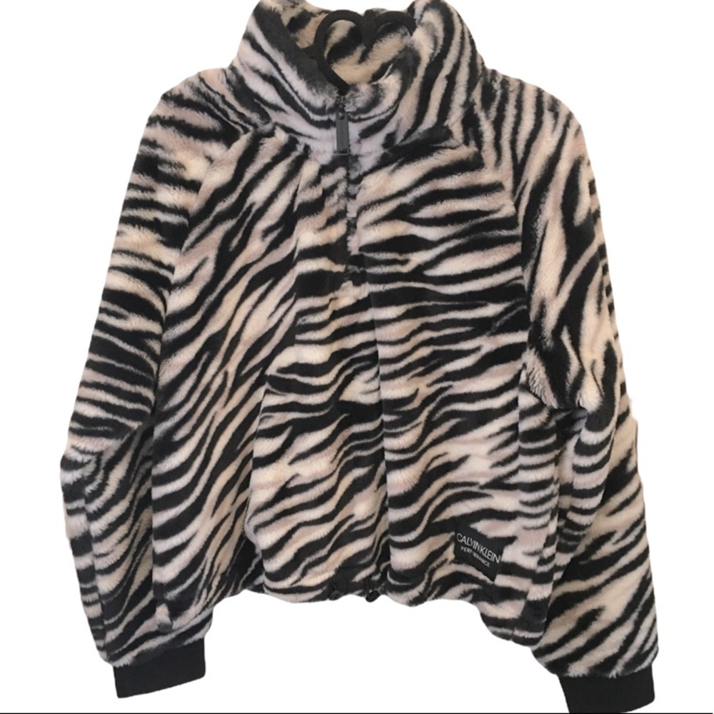 CALVIN KLEIN PERFORMANCE XL